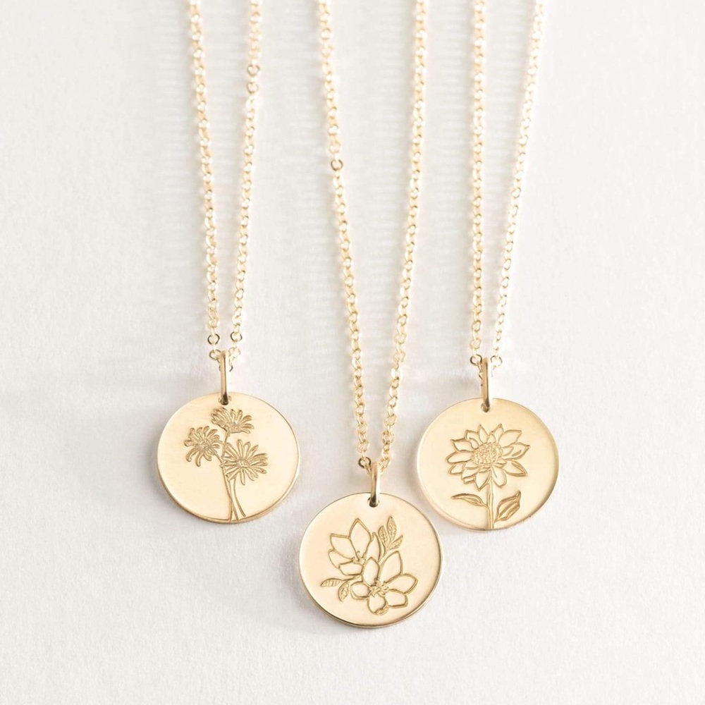 Gardenia Flower Plant Pendant Boho Indie Necklace - Picture 5 of 16